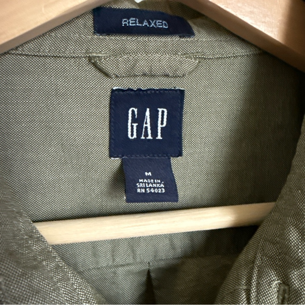 Gap Men’s Relaxed Fit Men’s Cotton Button Up Green Shirt Size M - Picture 4 of 8